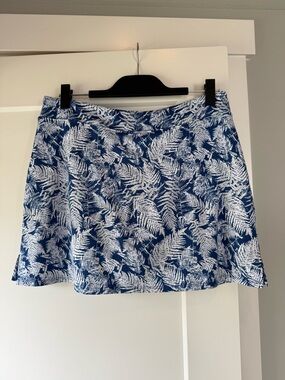 Tranquility by Colorado Clothing Blue and White Fern Print A-Line Skort